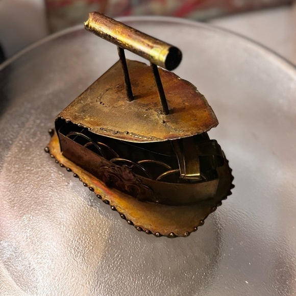 Vintage Steam Punk Copper Pressing Iron Sculpture - Picture 5 of 5